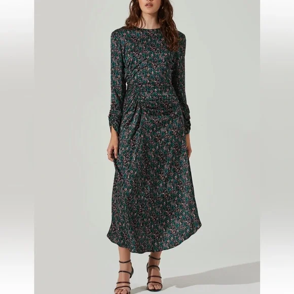 Astr | Dresses | New Astr Long Sleeve Ruched Floral Midi Dress | Poshmark Astr | Dresses | New Astr Long Sleeve Ruched Floral Midi Dress | Poshmark